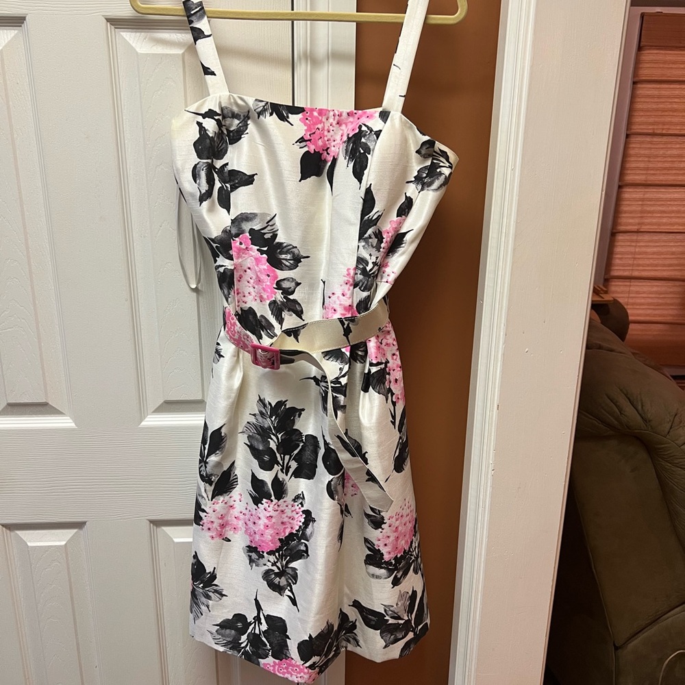 Jessica Howard Cream and Pink Floral Dress